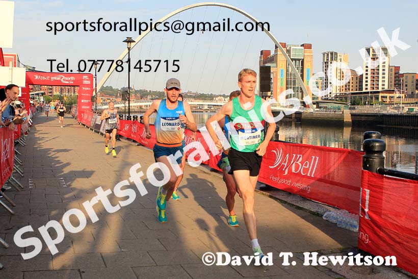 The 2023 UK Athletics Mens 5k Road Race Champs., Newcastle Quayside.  Photo: David T. Hewitson/Sports for All Pics
